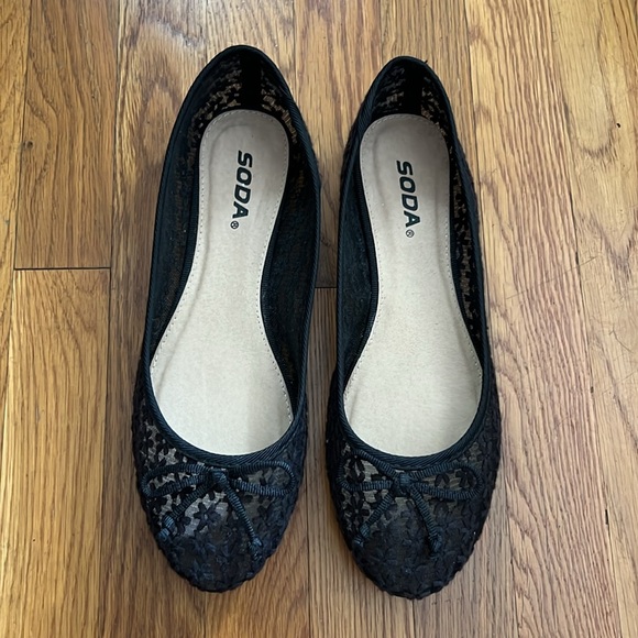 Soda Black Mesh Floral Ballet Flats_NWOT_Size 8 - Picture 2 of 6